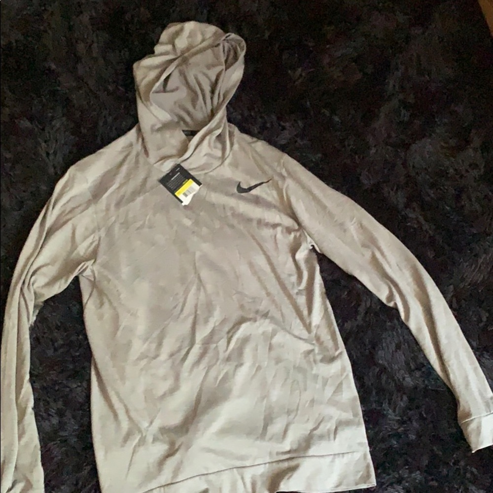 BRAND NEW NIKE Men’s Breathe Dry Hyper Hoodie